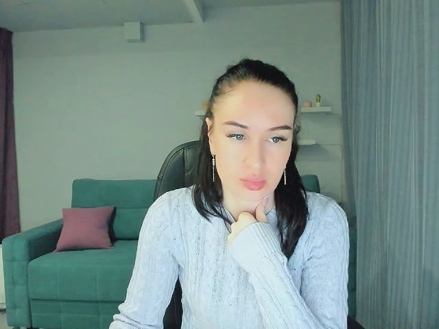 Live sex webcam photo for Lilly_Shine #272638849