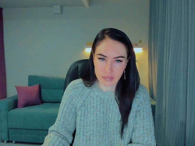 Live sex webcam photo for Lilly_Shine #272762142