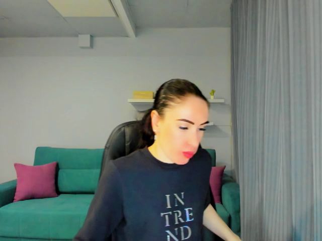 Live sex webcam photo for Lilly_Shine #272816282