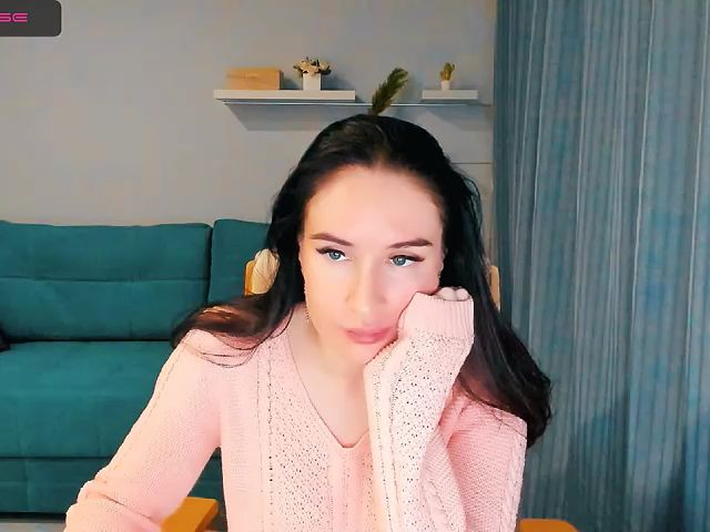 Live sex webcam photo for Lilly_Shine #273059780