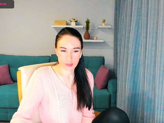 Live sex webcam photo for Lilly_Shine #273268012
