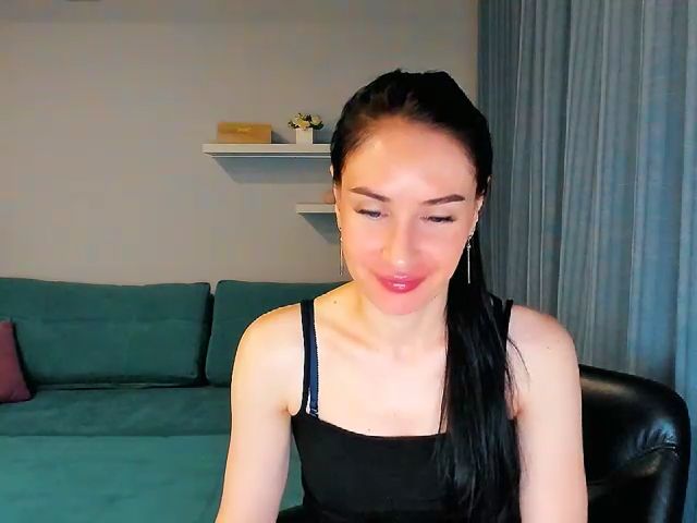 Live sex webcam photo for Lilly_Shine #274371185