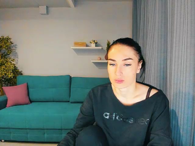 Live sex webcam photo for Lilly_Shine #274581667