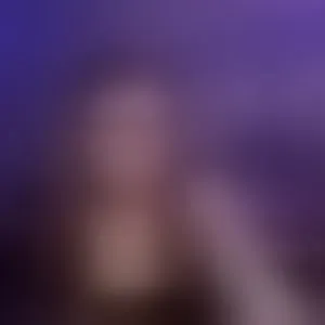 Live sex webcam photo for LillyyLilith