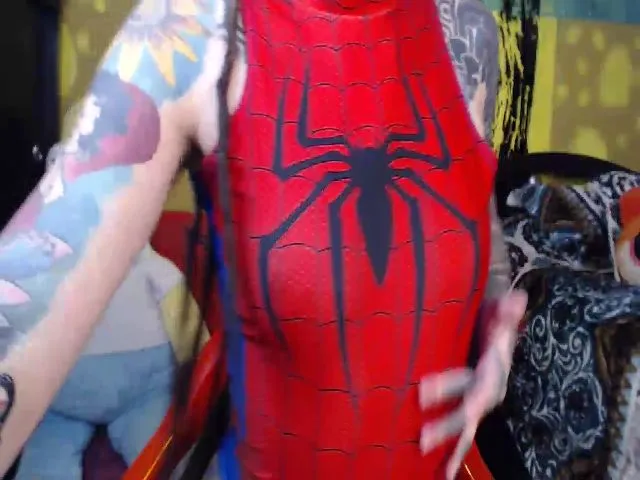 Live sex webcam photo for Lilmarieee #287894197