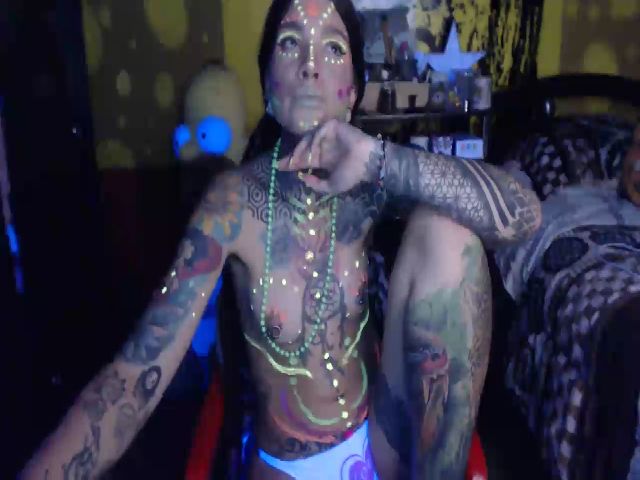 Live sex webcam photo for Lilmarieee #287894293