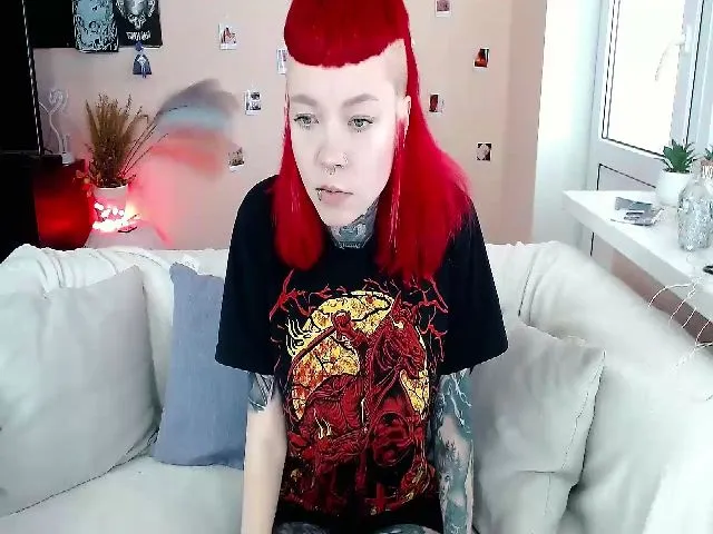 Live sex webcam photo for LiluKayden #273525081