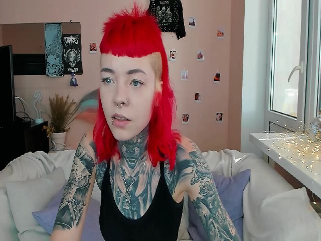 Live sex webcam photo for LiluKayden #273625016