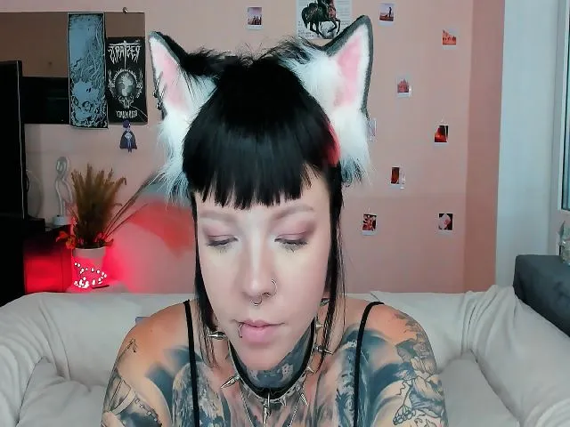 Live sex webcam photo for LiluKayden #274092992