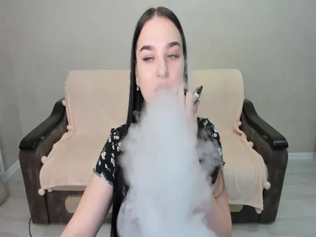 Live sex webcam photo for LilyAllen20 #273368437