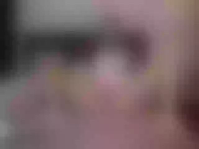 Live sex webcam photo for LilyLou23 #273835878
