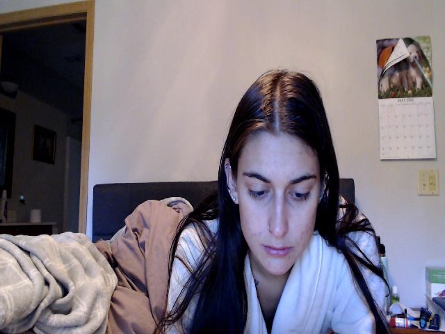 Live sex webcam photo for LilyLou23 #274003292