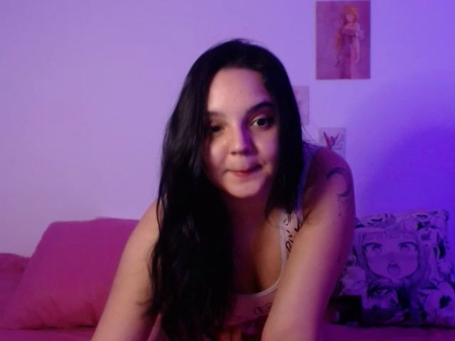 Live sex webcam photo for LilyRainbow #273726407