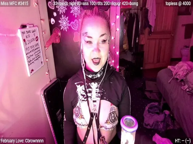 Live sex webcam photo for LilyWhite42O #272592452