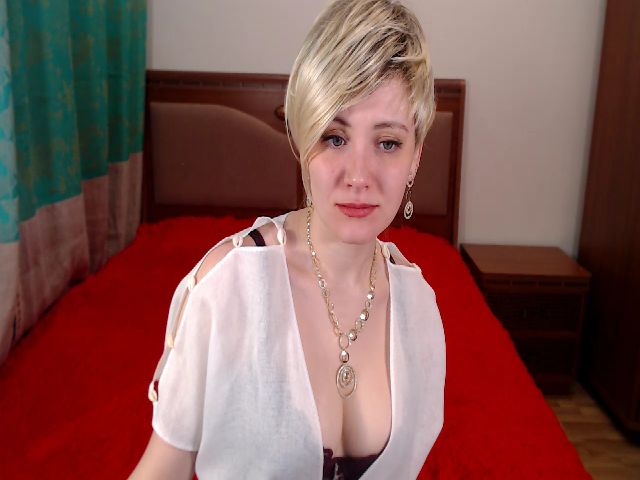 Live sex webcam photo for Lily_Vitae #272650346