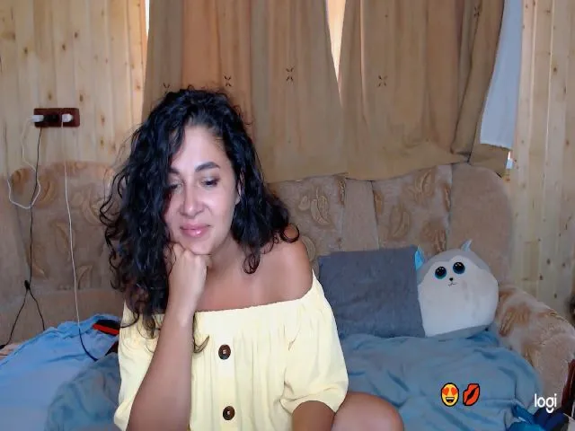 Live sex webcam photo for LimonadV #274019554