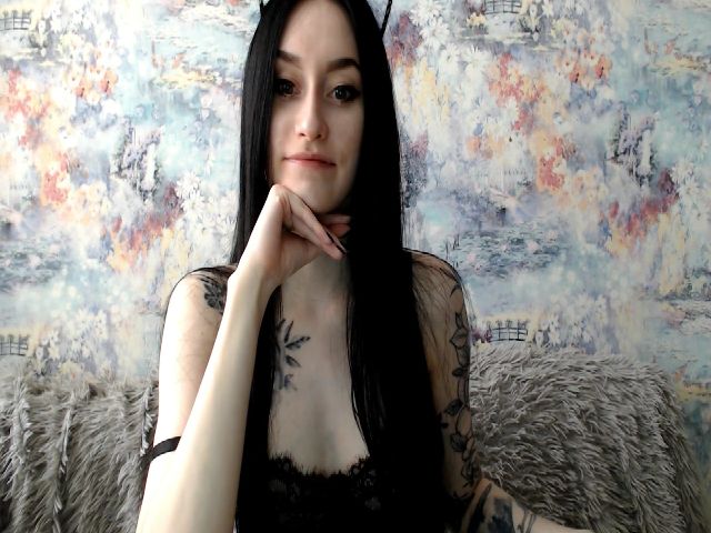 Live sex webcam photo for LinaShawty #273771567