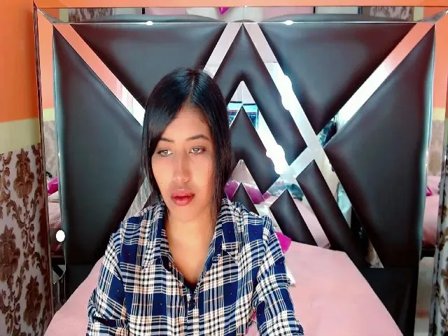 Live sex webcam photo for Lina_Ross #273212630