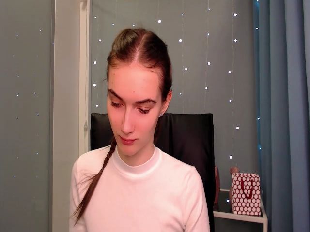 Live sex webcam photo for Lina_Sunny1 #271691787