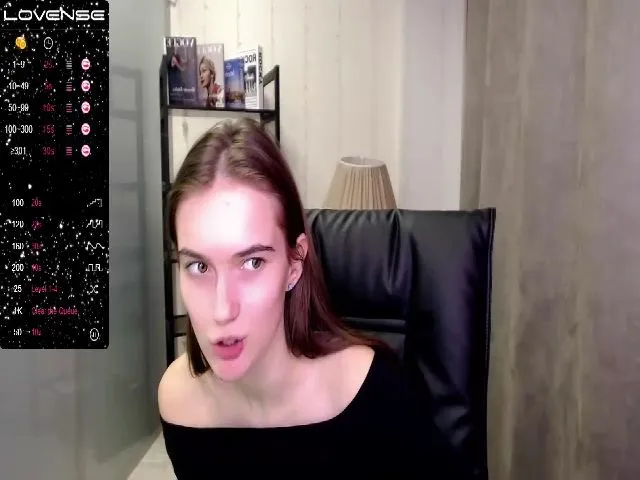 Live sex webcam photo for Lina_Sunny1 #271848933