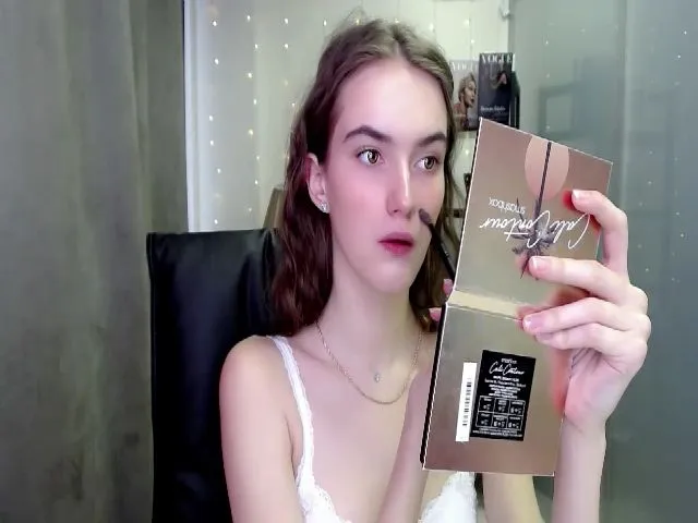 Live sex webcam photo for Lina_Sunny1 #271881724