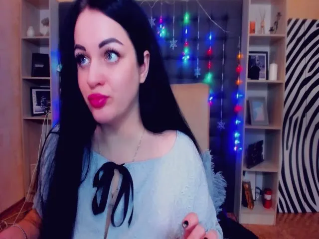 Live sex webcam photo for LindaRamos #272284969