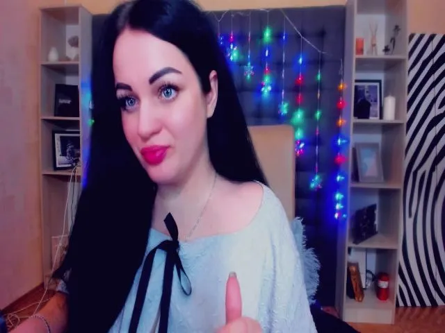 Live sex webcam photo for LindaRamos #272285967