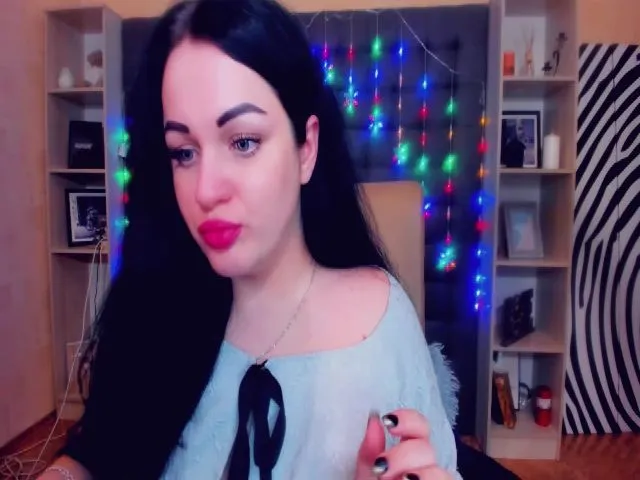 Live sex webcam photo for LindaRamos #272287081