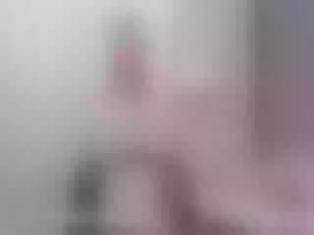 Live sex webcam photo for LindaSophie #273256718