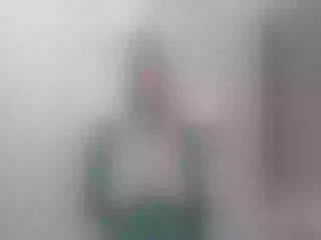 Live sex webcam photo for LindaSophie #273258090