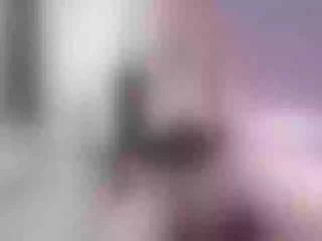 Live sex webcam photo for LindaSophie #273595743