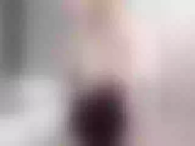 Live sex webcam photo for LindaSophie #273668512