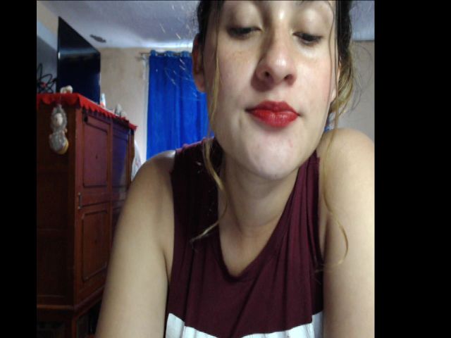 Live sex webcam photo for Linda_XD #272391258