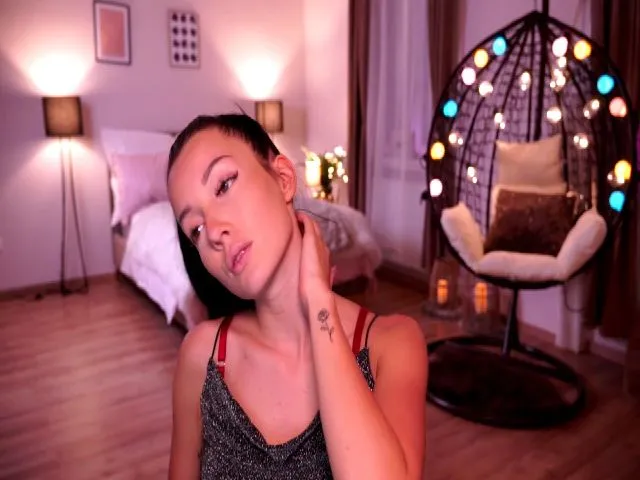 Live sex webcam photo for Lindamell #273742887