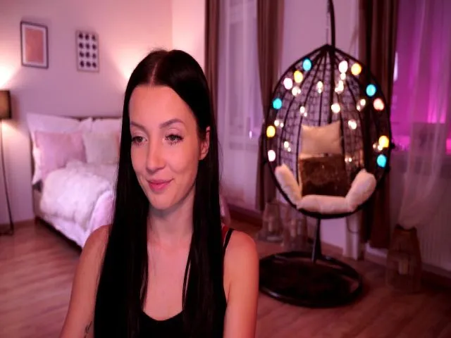 Live sex webcam photo for Lindamell #273784626