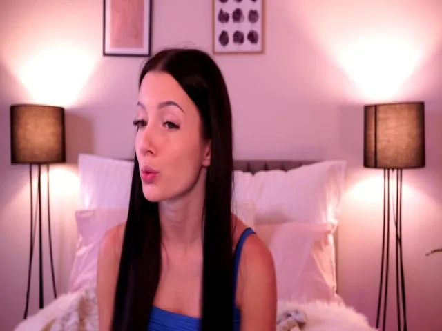 Live sex webcam photo for Lindamell #273838980