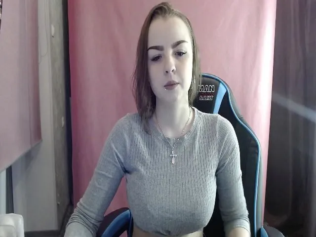 Live sex webcam photo for Lio_noy #272504404