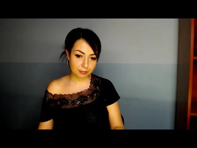 Live sex webcam photo for Liragan #271721639