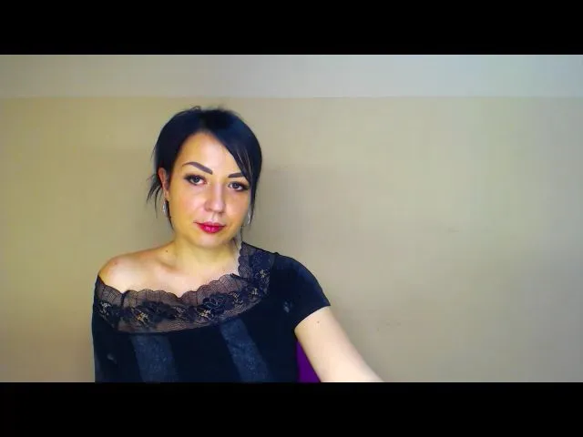 Live sex webcam photo for Liragan #271722757