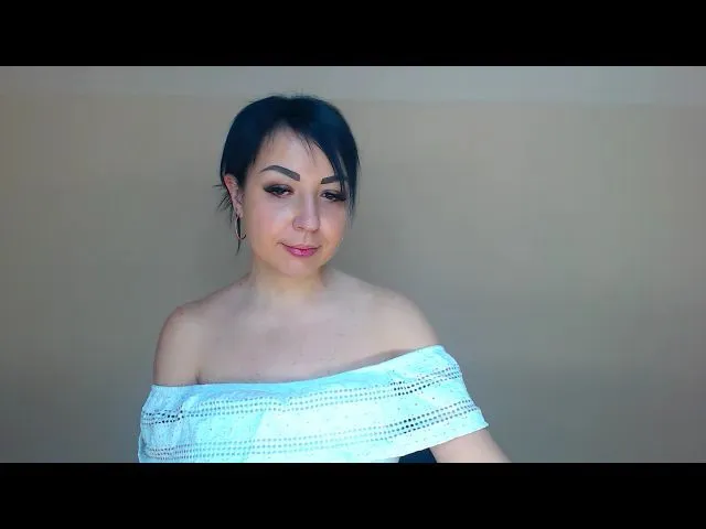 Live sex webcam photo for Liragan #271966763