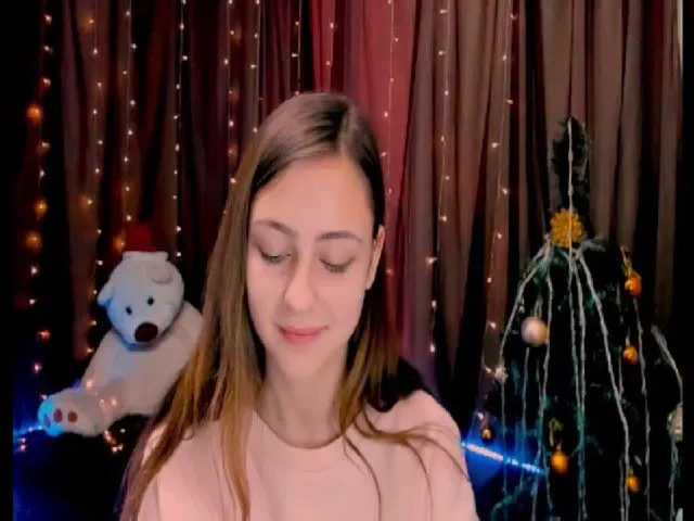 Live sex webcam photo for LisaBaker_ #271839403