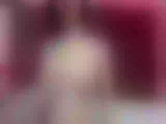 Live sex webcam photo for LisaBrox #273767767