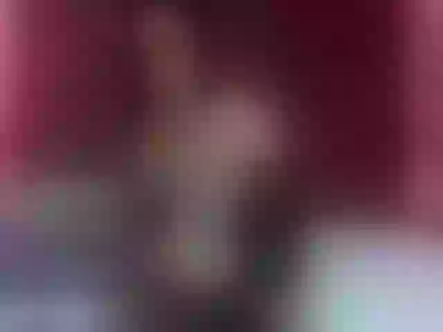 Live sex webcam photo for LisaBrox #273879840