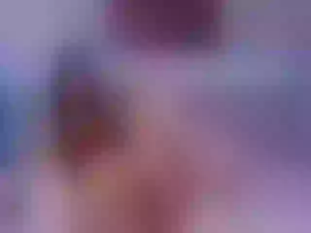 Live sex webcam photo for LisaBrox #274273136