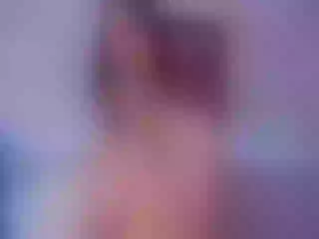 Live sex webcam photo for LisaBrox #274312566