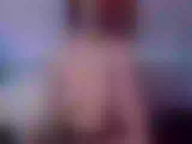 Live sex webcam photo for LisaBrox #274395252