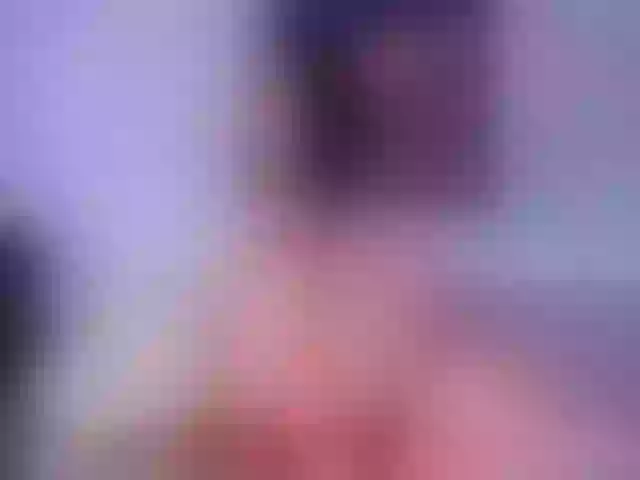 Live sex webcam photo for LisaBrox #274425588