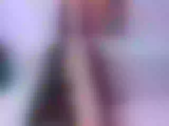 Live sex webcam photo for LisaBrox #274568745