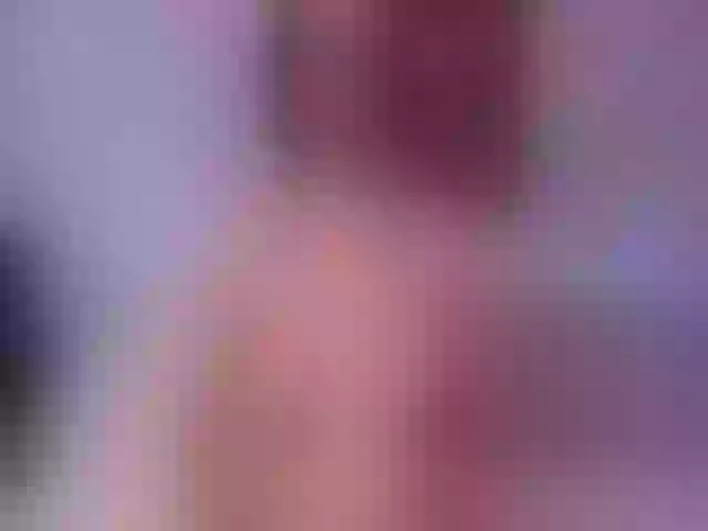 Live sex webcam photo for LisaBrox #274617929