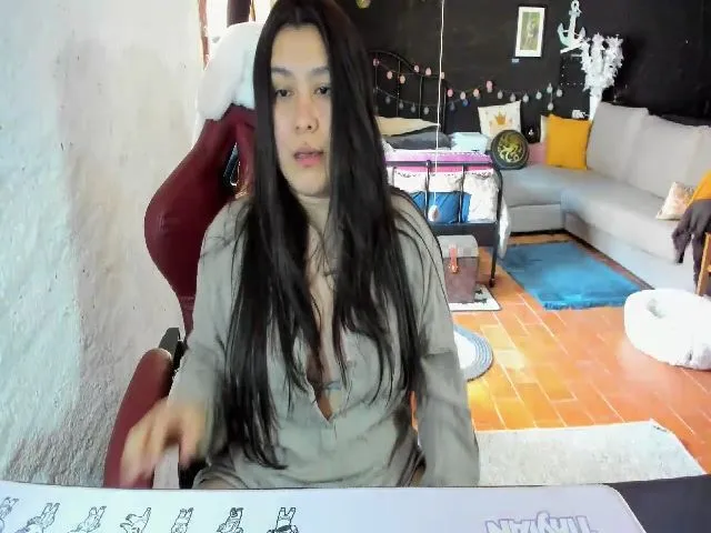 Live sex webcam photo for LisaMariaH #272147041